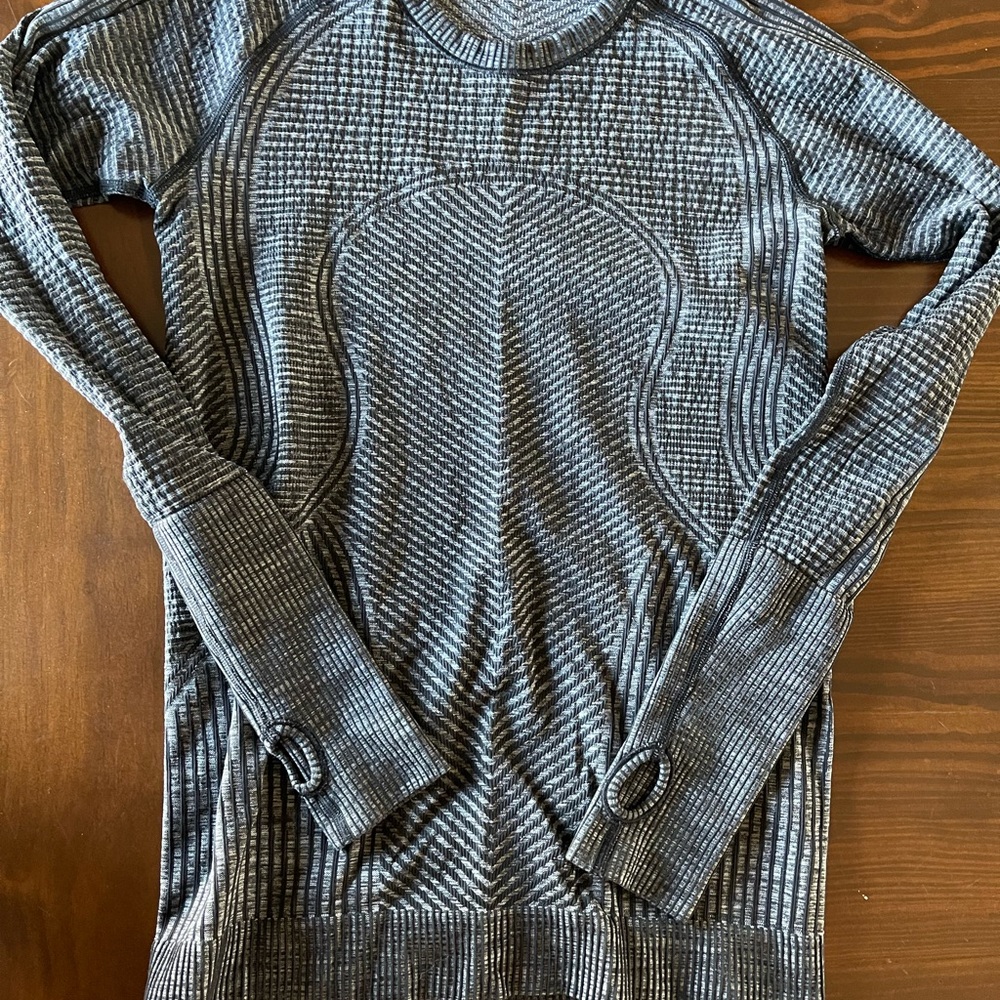 Lulu lemon rest less top. Seamless Gray Long Sleeve Top